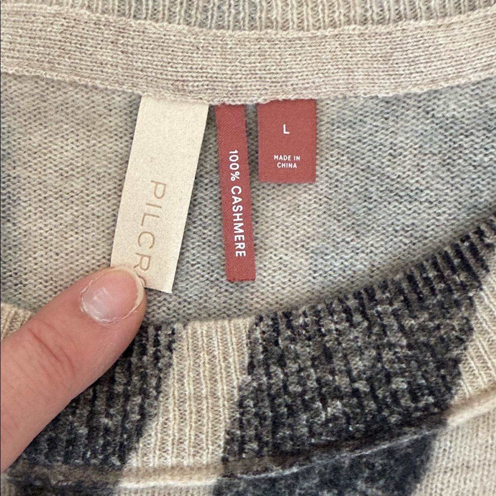 Pilcro Cashmere crew neck sweater - Picture 2 of 6